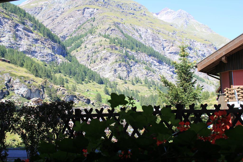 Haus Pan Apartment Zermatt Room photo