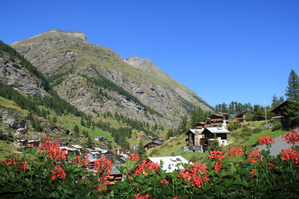 Haus Pan Apartment Zermatt Exterior photo